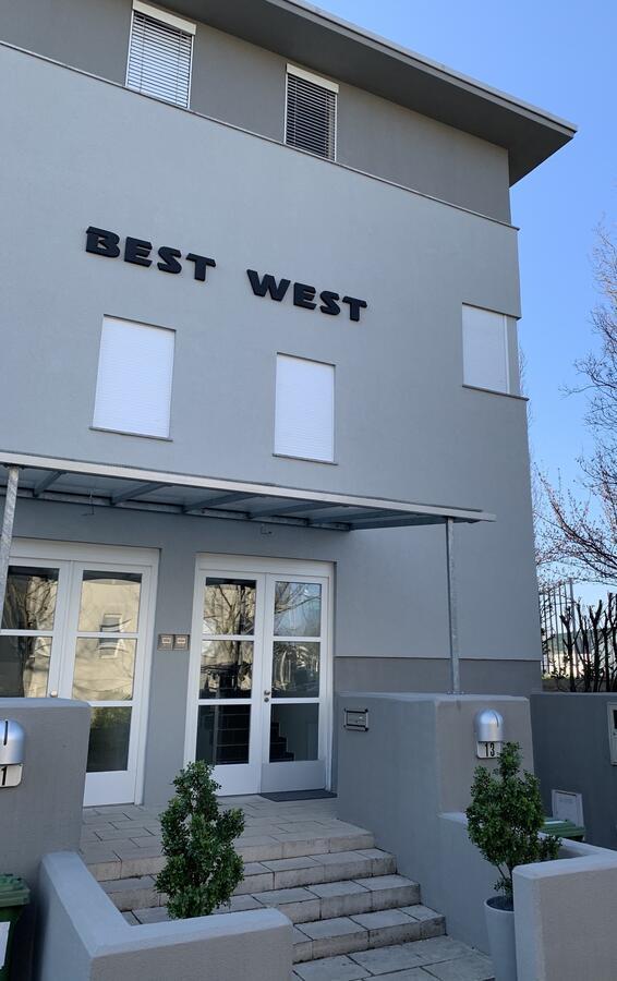 Best West Sveta Nedelja Sveta Nedjelja  Luaran gambar
